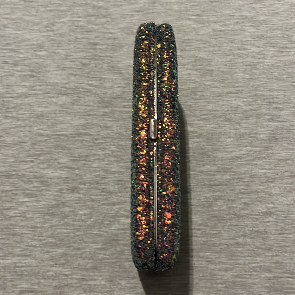 IT COSMETICS Rockstar Brushes Set Powder Highlight Shadow + Glitter Clutch NWOT - Picture 6 of 6